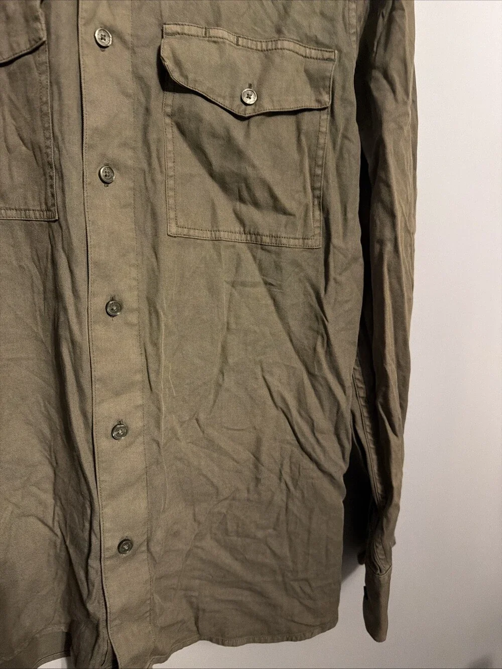 Buck Mason Men’s Medium Drab Draped Twill Two Pocket Shirt